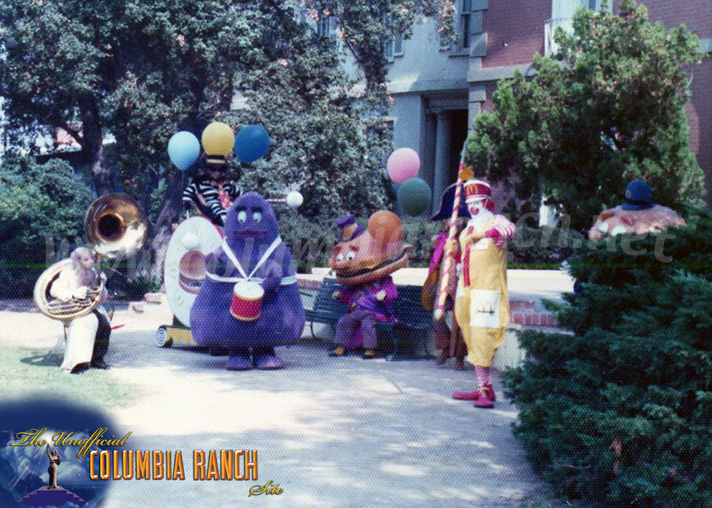 Marching Band 1975 e.jpg